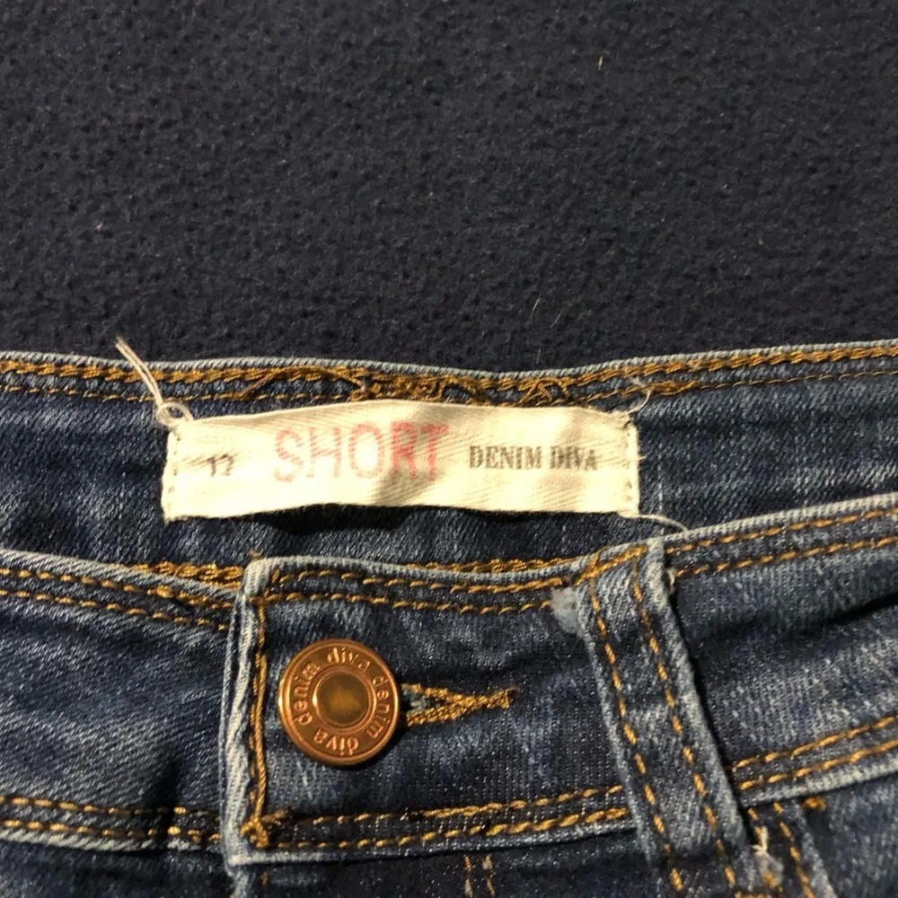 Denim Diva jean shorts